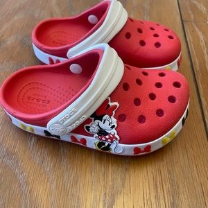 Minnie Mouse Crocs
